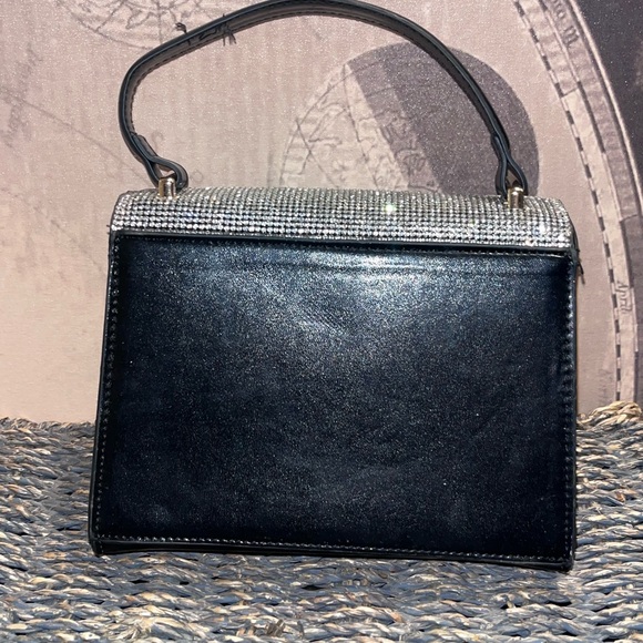 Dazzling Silver Rhinestone Clutch - Picture 2 of 5